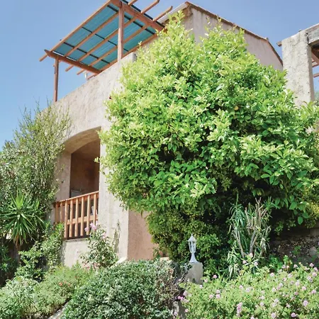 One-bedroom In Ile Rousse شقة LʼÎle-Rousse